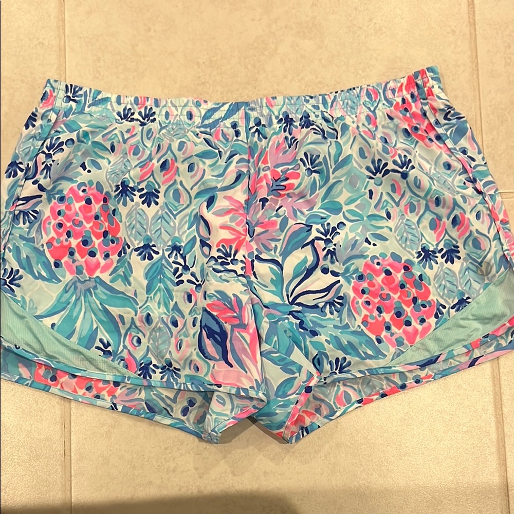 Lilly Pulitzer Luxletic Ocean trail Shorts